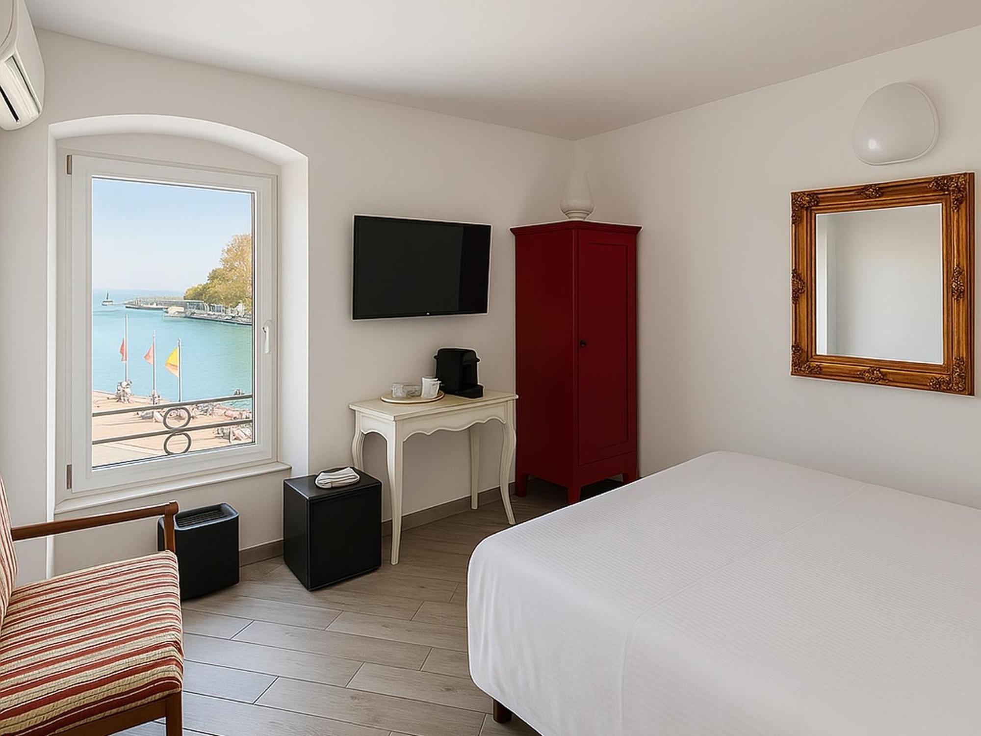 Relais Al Porto Hotel Peschiera del Garda Ngoại thất bức ảnh