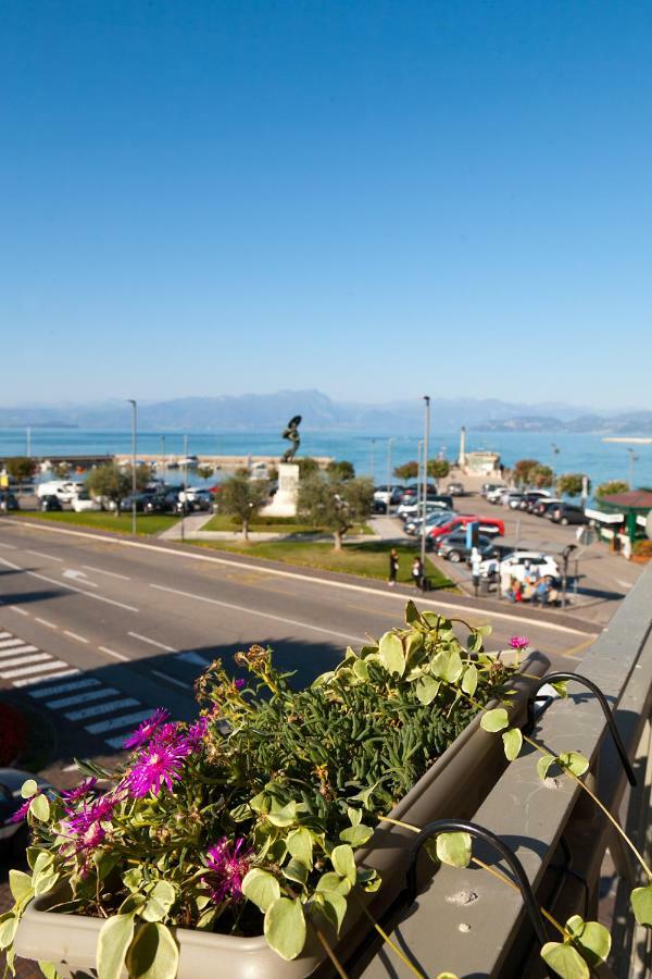 Relais Al Porto Hotel Peschiera del Garda Ngoại thất bức ảnh